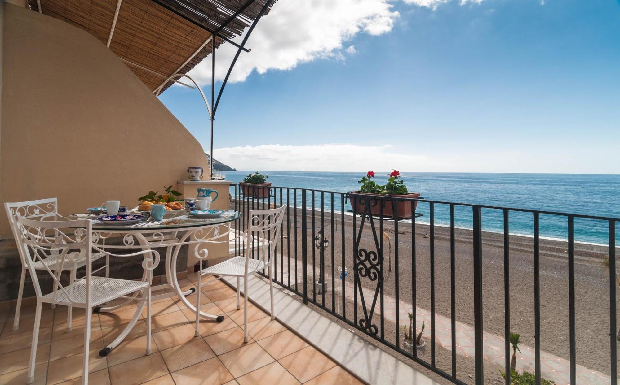 Casa Il Capriccio, Spiaggia Grande Positanoヴィラ エクステリア 写真